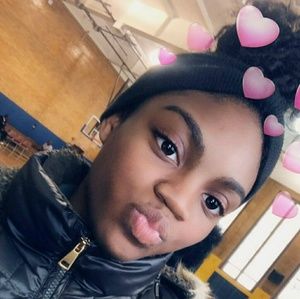 Meet your Posher, Faith